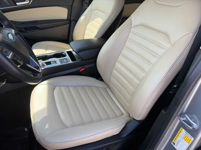 Ford Edge photo 38
