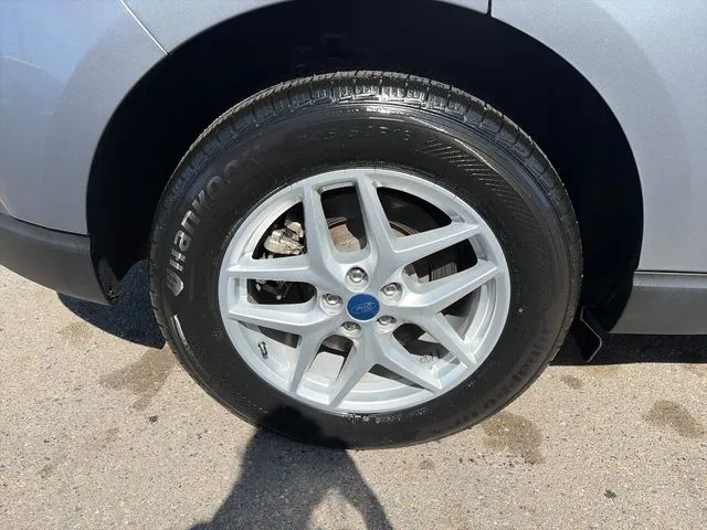 Ford Edge photo 16