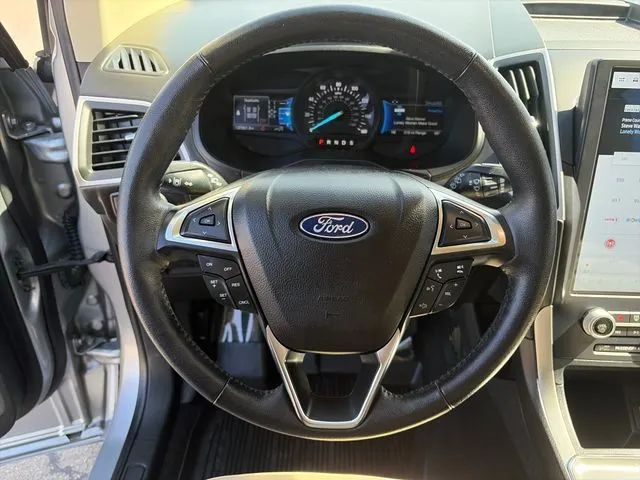 Ford Edge photo 28