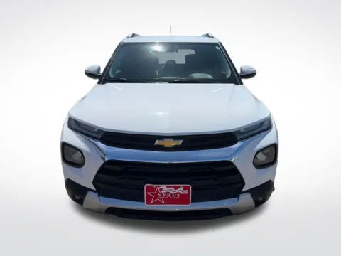 Photos of 2022 Chevrolet TrailBlazer LT for sale in Perham, MN at Nyhus Family Sales