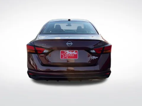 More photos of 2024 Nissan Altima 2.5 SV at Nyhus Family Sales, MN