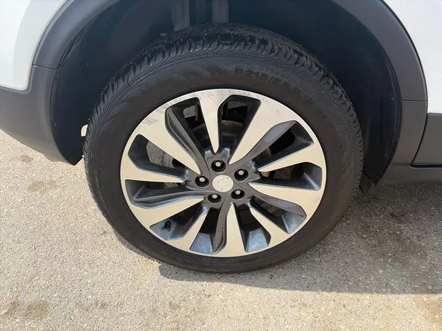 Buick Encore photo 16