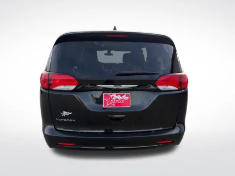 More photos of 2022 Chrysler Voyager LX at Nyhus Family Sales, MN