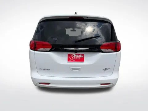 More photos of 2022 Chrysler Voyager LX at Nyhus Family Sales, MN