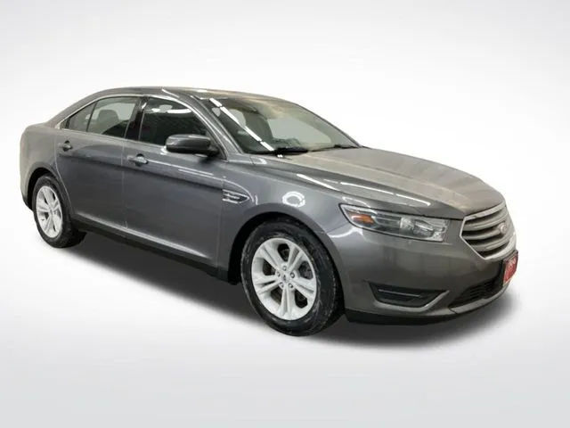 Ford Taurus photo 10