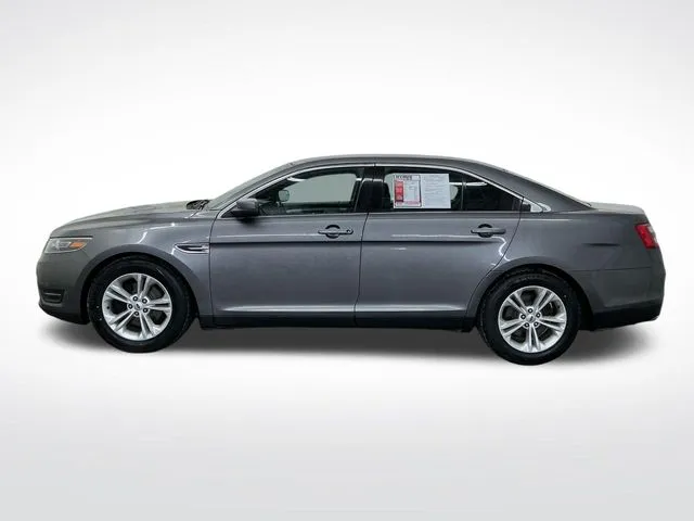 Ford Taurus photo 3