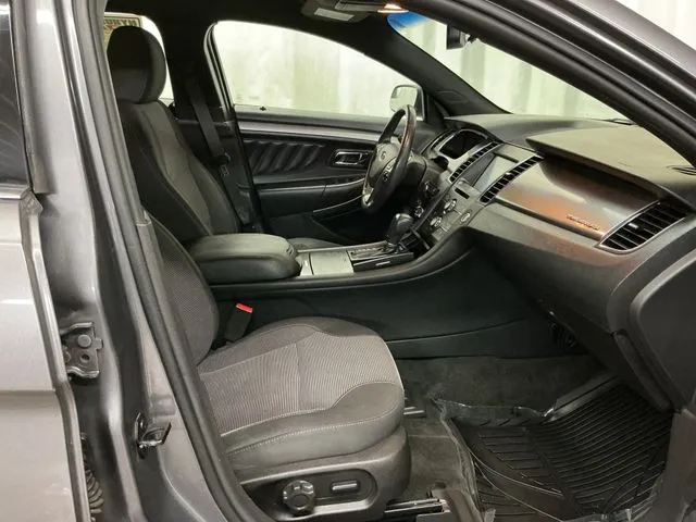 Ford Taurus photo 28