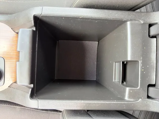 GMC Acadia photo 32