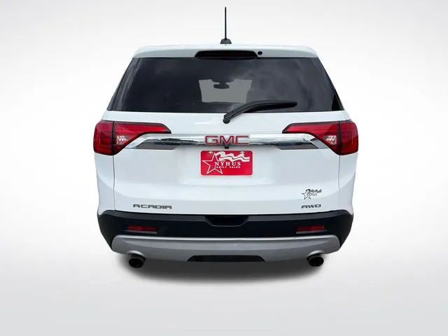 GMC Acadia photo 5