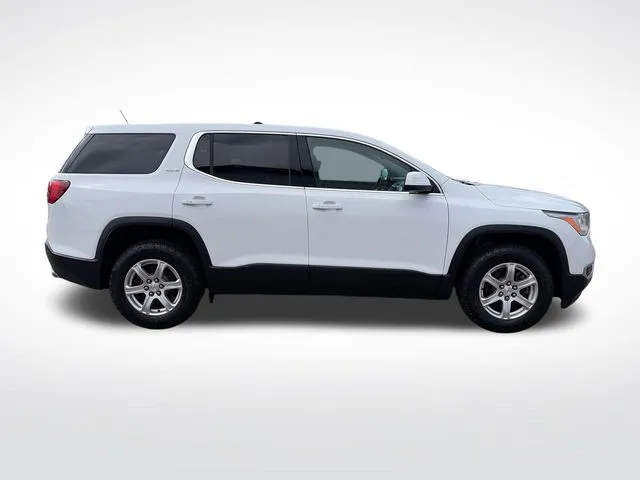 GMC Acadia photo 9