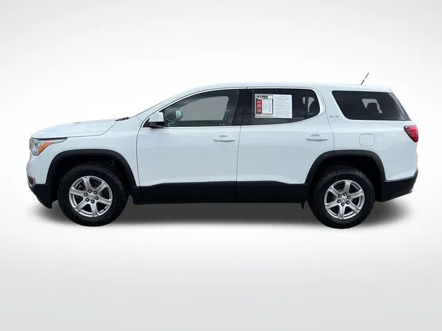 GMC Acadia photo 3