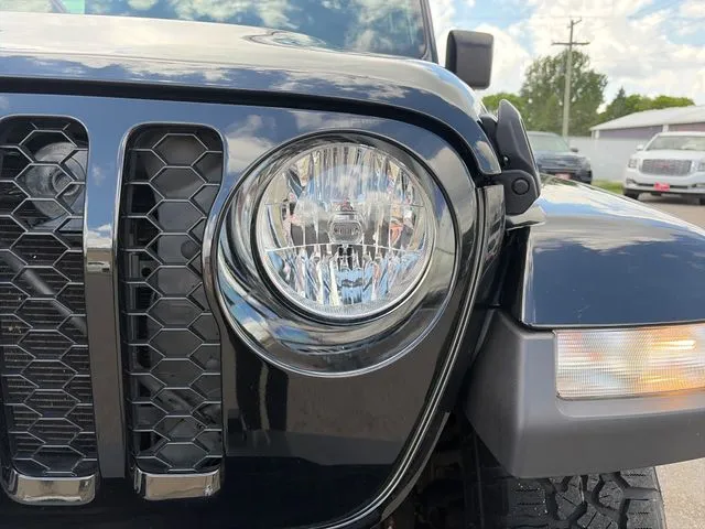 Jeep Gladiator photo 18
