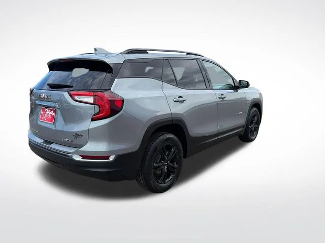 GMC Terrain photo 8