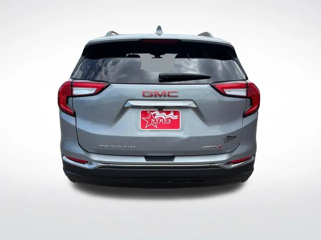 GMC Terrain photo 5