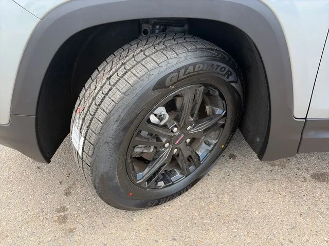 GMC Terrain photo 17