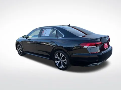 More photos of 2021 Volkswagen Passat 2.0T SE at Nyhus Family Sales, MN
