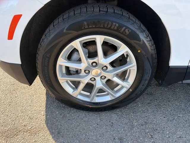 Chevrolet Equinox photo 11