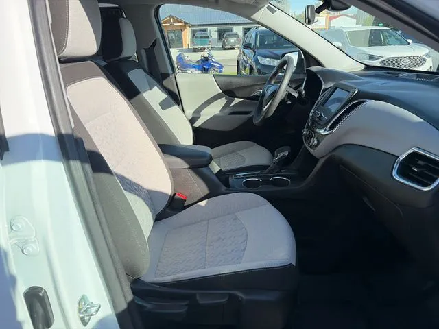 Chevrolet Equinox photo 22