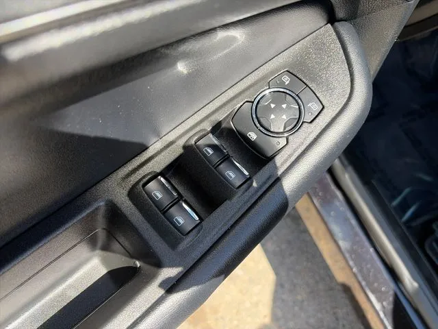 Ford Edge photo 25