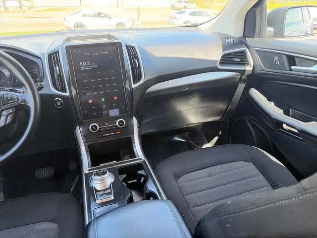 Ford Edge photo 32