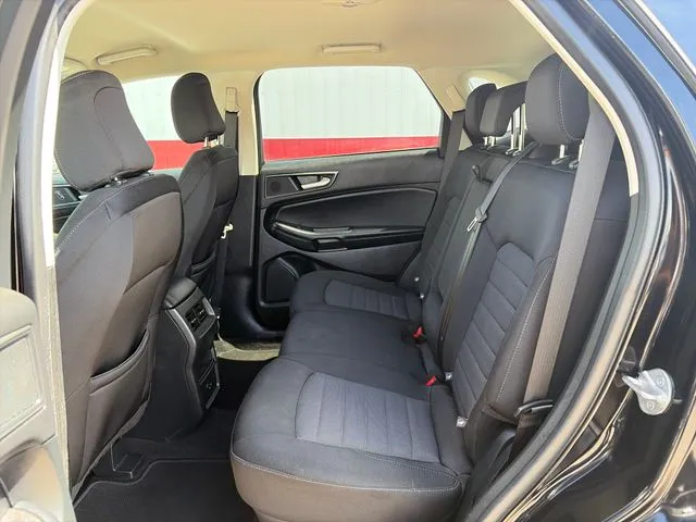 Ford Edge photo 37
