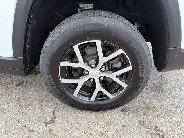 Jeep Grand Cherokee L photo 15