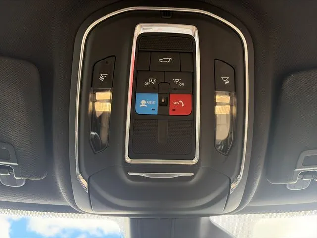 Jeep Grand Cherokee L photo 59