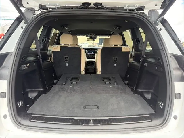Jeep Grand Cherokee L photo 43