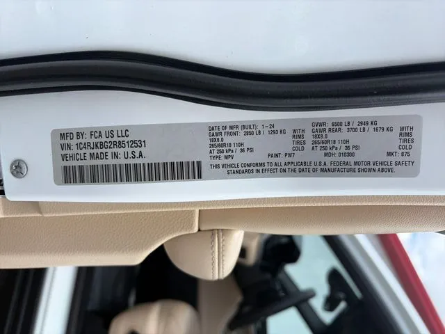 Jeep Grand Cherokee L photo 55