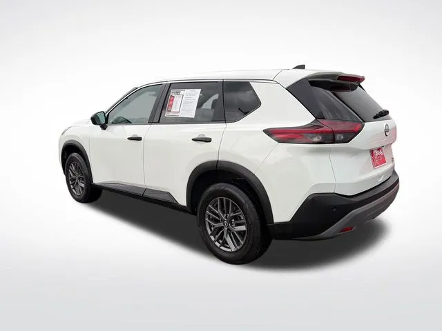 Nissan Rogue photo 4