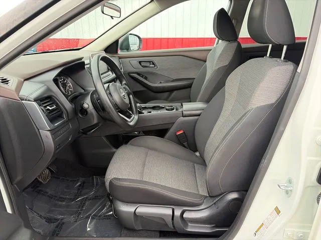 Nissan Rogue photo 21