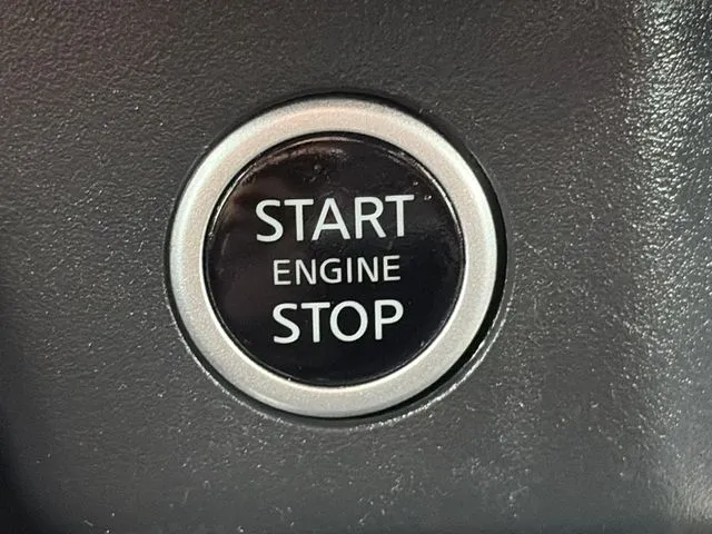 Nissan Rogue photo 42