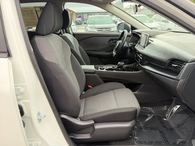 Nissan Rogue photo 22