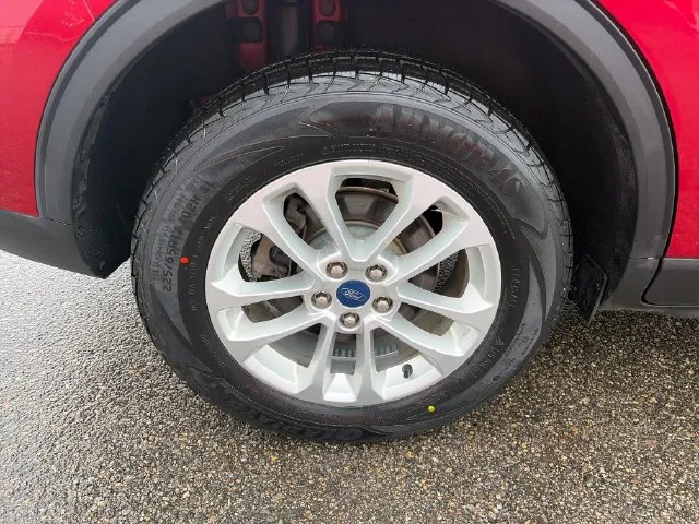 Ford Escape photo 14