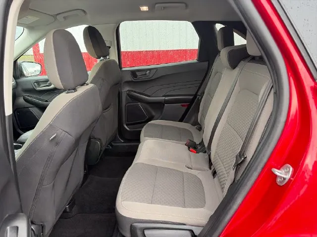Ford Escape photo 36