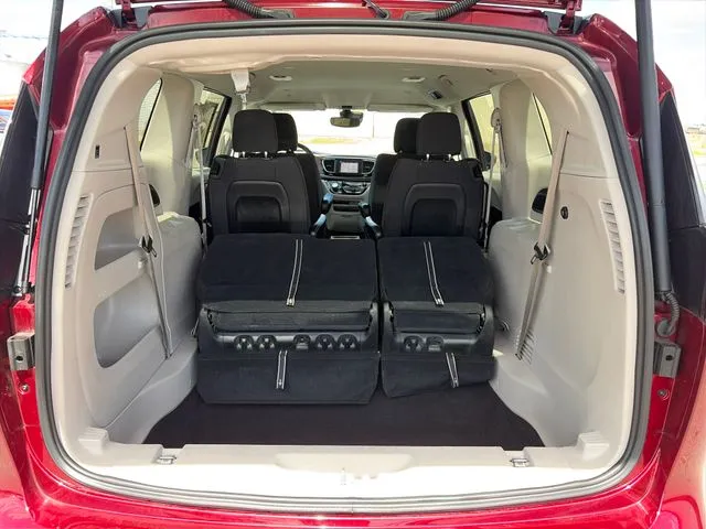 Chrysler Voyager photo 43