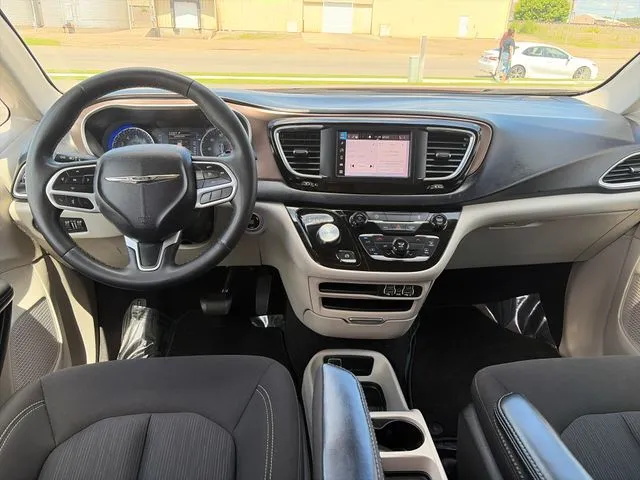 Chrysler Voyager photo 32