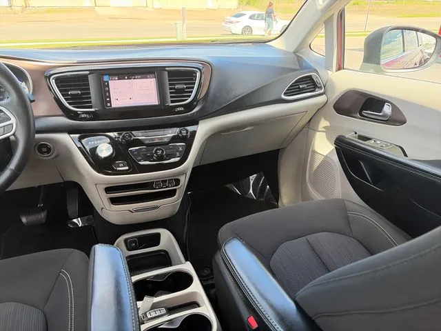 Chrysler Voyager photo 33