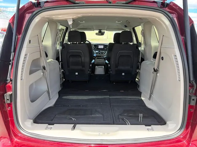 Chrysler Voyager photo 44