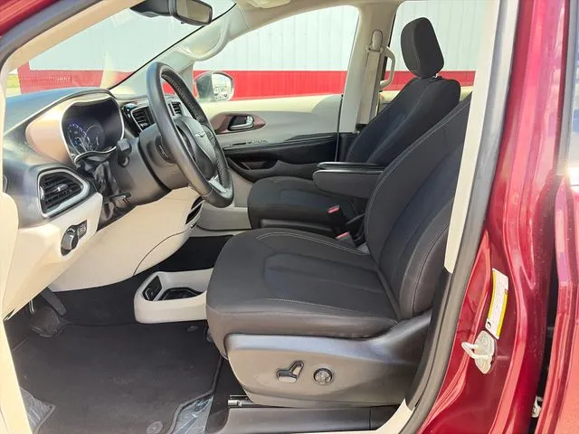 Chrysler Voyager photo 22