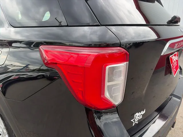 Ford Explorer photo 20
