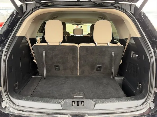 Ford Explorer photo 42