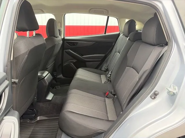 Subaru Impreza photo 37