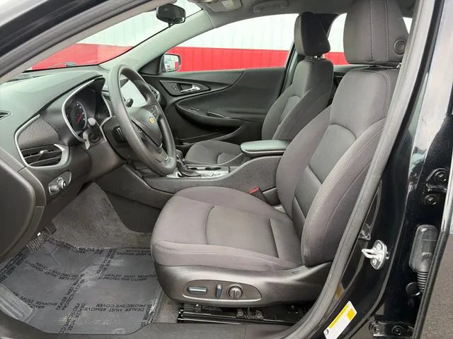 Chevrolet Malibu photo 22