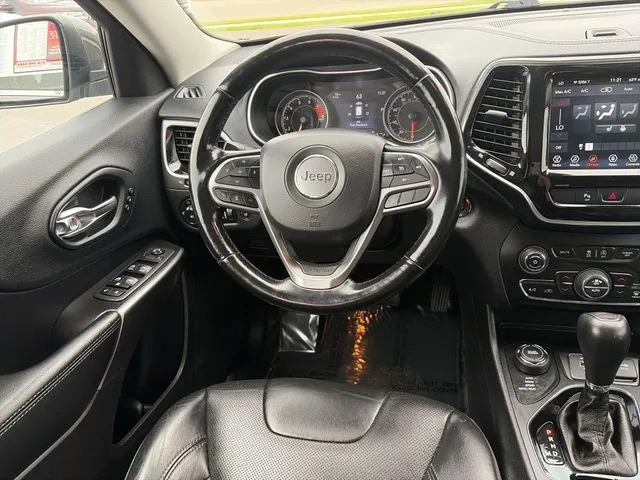 Jeep Cherokee photo 30
