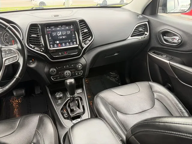 Jeep Cherokee photo 33