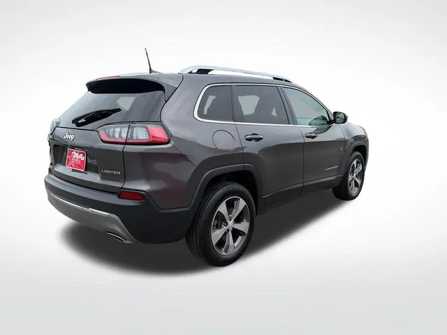 Jeep Cherokee photo 8