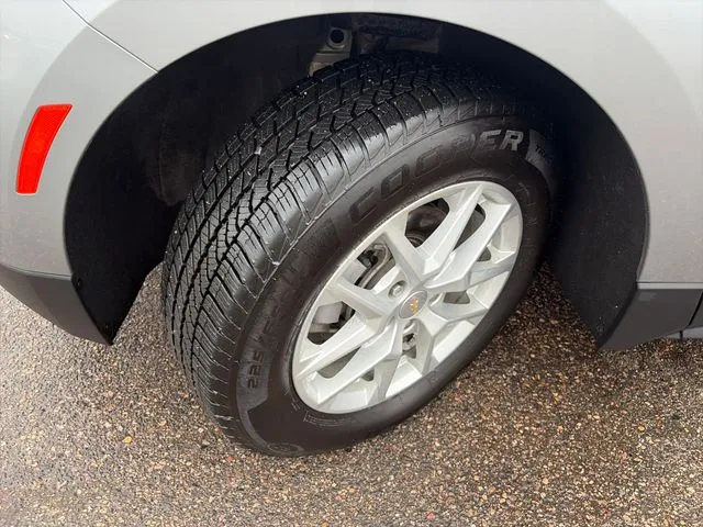 Chevrolet Equinox photo 17