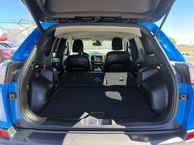 Jeep Cherokee photo 45