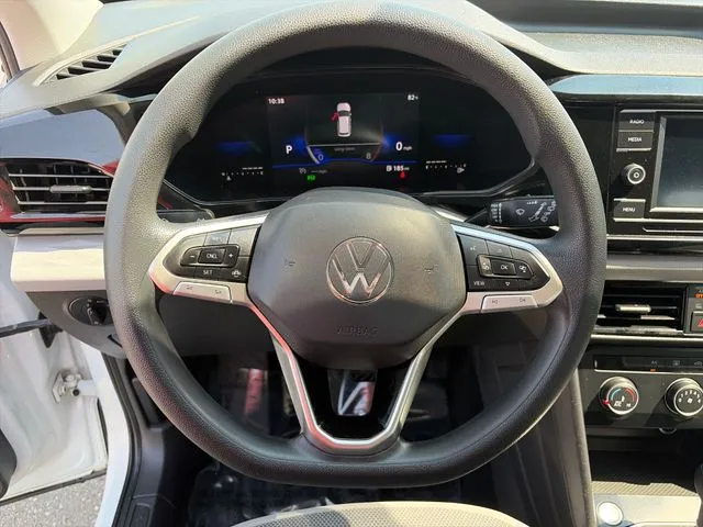 Volkswagen Taos photo 27